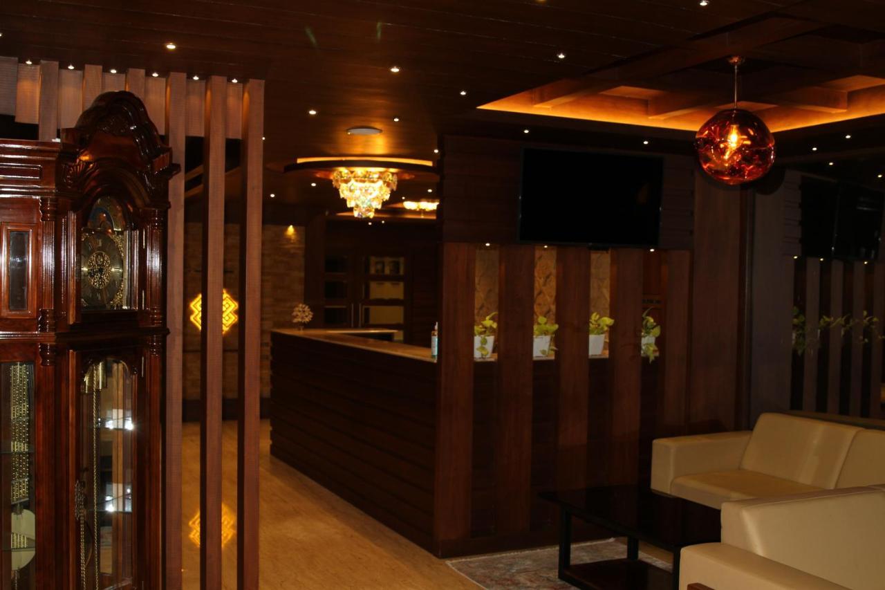 Retrieve Health & Wellness Hotel Kochi Ngoại thất bức ảnh